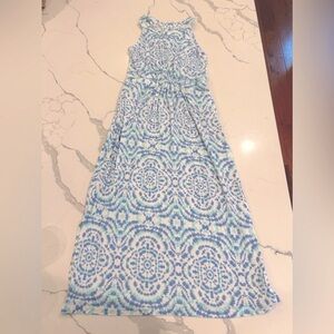 Girls’s maxi dress size M